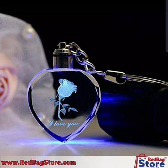 3/$25🔥Crystal Rose LED Light Keychain Love Heart - Picture 6 of 6